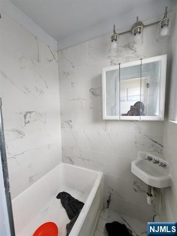 14 Cooper Street, Bayonne, NJ 07002