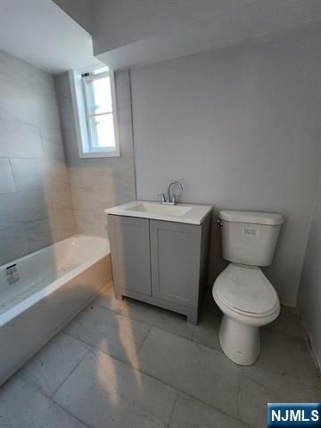 14 Cooper Street, Bayonne, NJ 07002