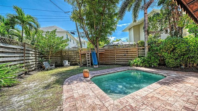 1704 FORTUNA STREET, Sarasota, FL 34239
