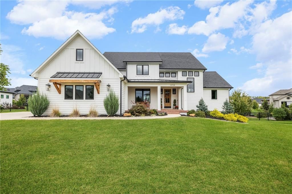 10708 W 142nd Street, Overland Park, KS 66221