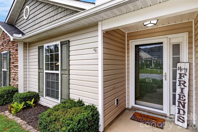 105 Creekwalk Lane, Hendersonville, NC 28792