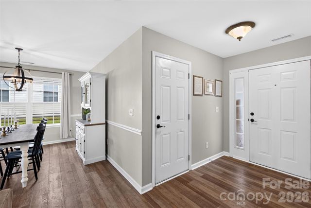 105 Creekwalk Lane, Hendersonville, NC 28792