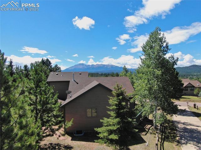 220 Crestwood Drive, Woodland Park, CO 80863