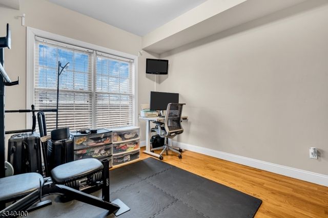 15 Tichenor Ln 204, Newark City, NJ 07114