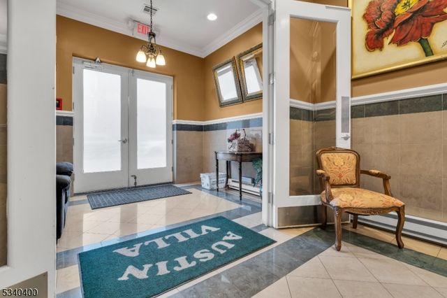 15 Tichenor Ln 204, Newark City, NJ 07114