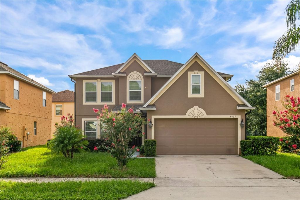 Image 1 of property listing at 8830 ISLA BELLA DRIVE, Orlando, FL 32818