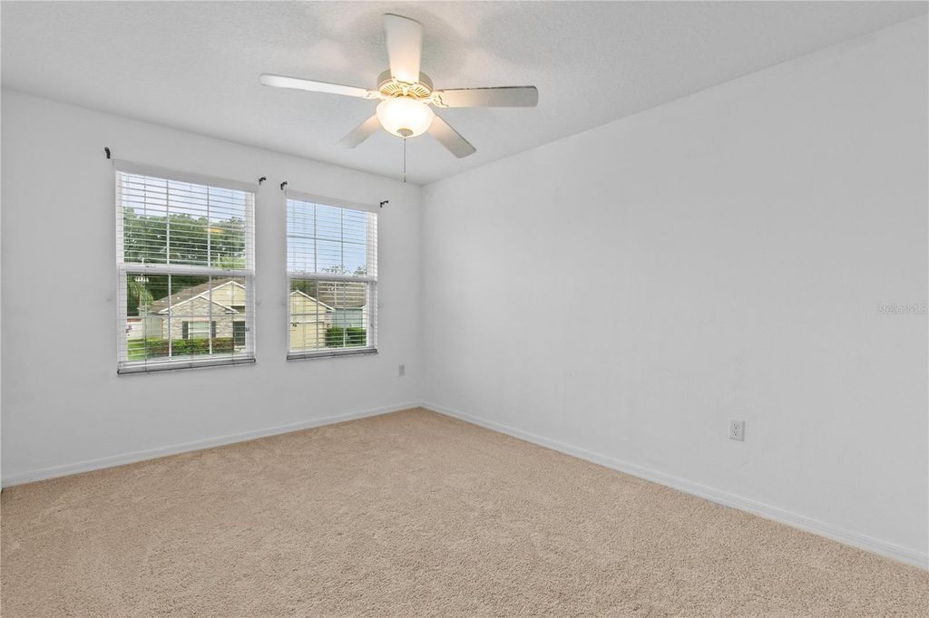 Image 21 of property listing at 8830 ISLA BELLA DRIVE, Orlando, FL 32818