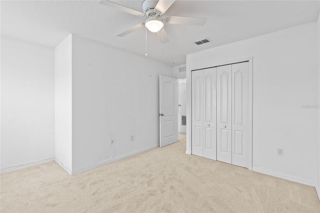 Image 26 of property listing at 8830 ISLA BELLA DRIVE, Orlando, FL 32818