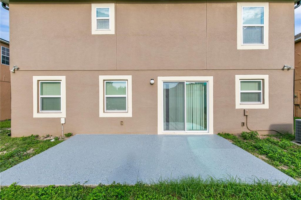 Image 35 of property listing at 8830 ISLA BELLA DRIVE, Orlando, FL 32818
