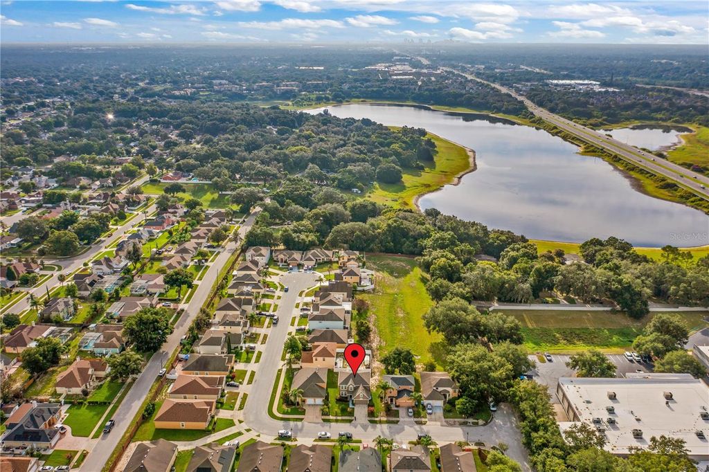 Image 40 of property listing at 8830 ISLA BELLA DRIVE, Orlando, FL 32818