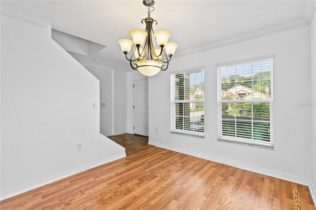 Image 6 of property listing at 8830 ISLA BELLA DRIVE, Orlando, FL 32818