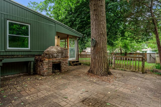 3524 N Main Street, Rockford, IL 61103