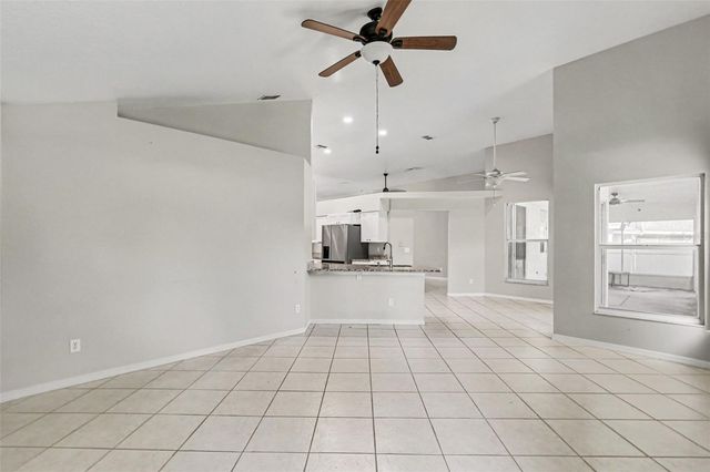 28809 WINDOVER ST, Wesley Chapel, FL 33545