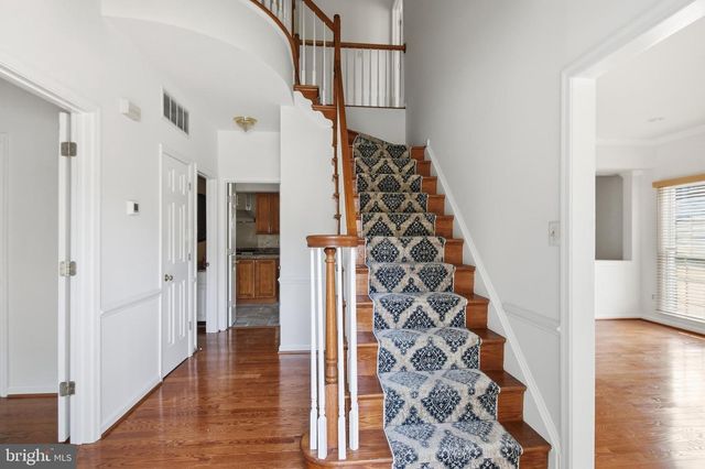 46405 ESTERBROOK CIR, Sterling, VA 20165