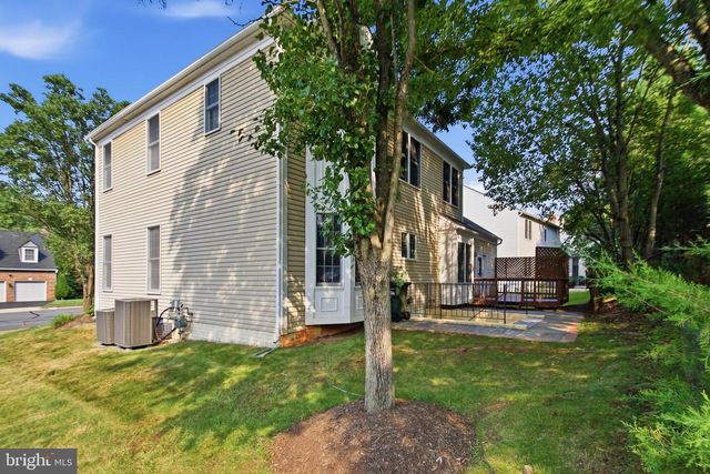 46405 ESTERBROOK CIR, Sterling, VA 20165
