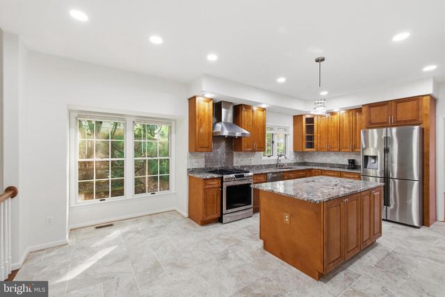 46405 ESTERBROOK CIR, Sterling, VA 20165