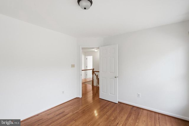 46405 ESTERBROOK CIR, Sterling, VA 20165