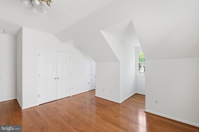 46405 ESTERBROOK CIR, Sterling, VA 20165