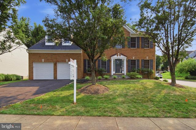 46405 ESTERBROOK CIR, Sterling, VA 20165