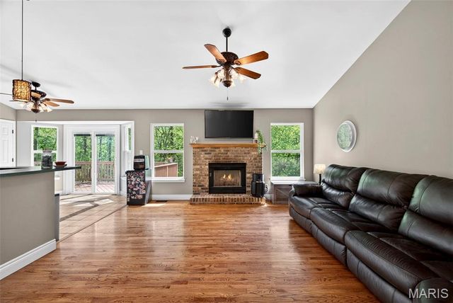 1259 Rockwood Forest Drive, Arnold, MO 63010
