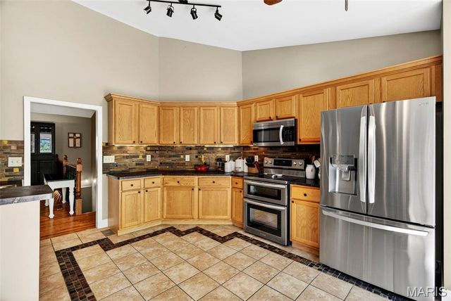 1259 Rockwood Forest Drive, Arnold, MO 63010