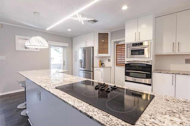 1720 COLLEEN STREET, Sarasota, FL 34231