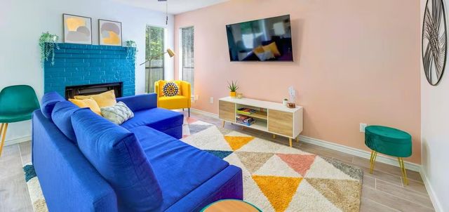 13305 Saddlebrook TRL A, Austin, TX 78729