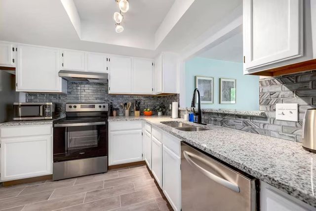 13305 Saddlebrook TRL A, Austin, TX 78729