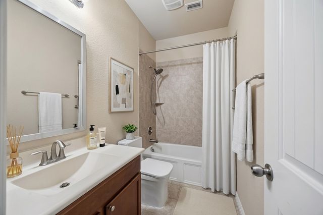 11813 Parade Drive, Frisco, TX 75036