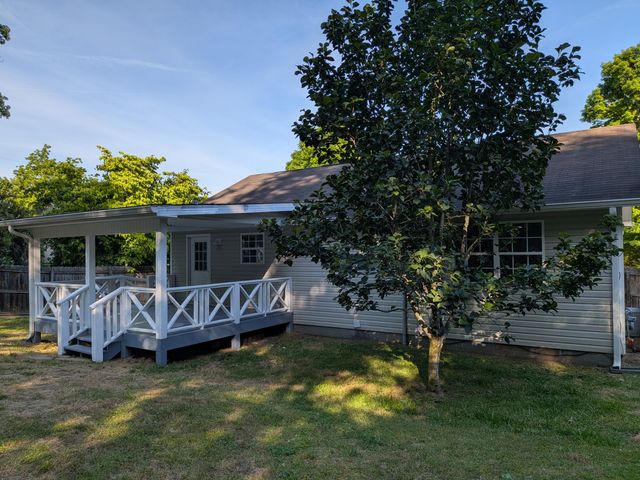 220 Riddle Street, Dayton, TN 37321