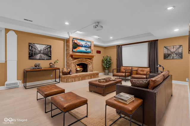 3172 Smokey Ridge Lane, Carmel, IN 46033