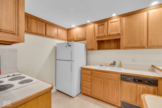 3172 Smokey Ridge Lane, Carmel, IN 46033