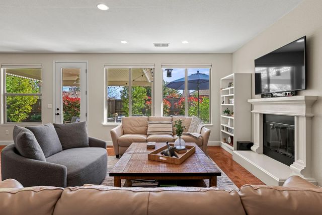 5053 Garlenda Dr, El Dorado Hills, CA 95762