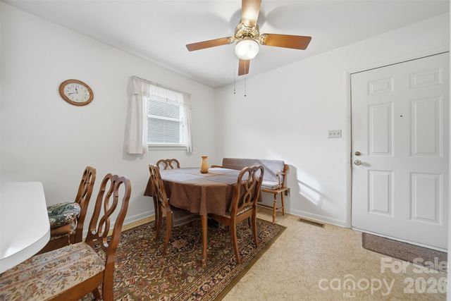 3335, 3319 E NC 10 Highway, Claremont, NC 28610