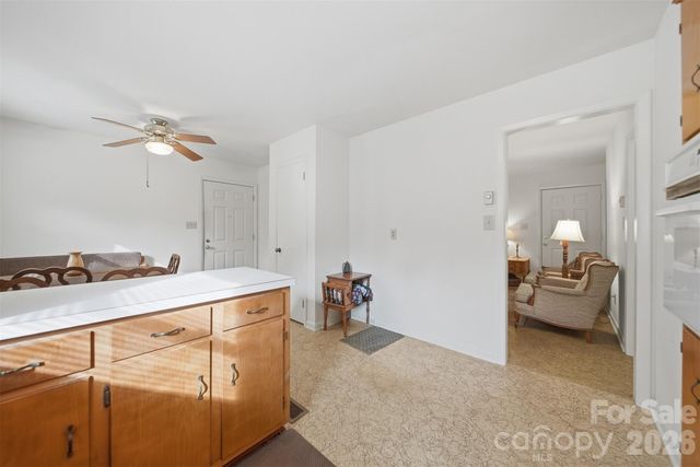 3335, 3319 E NC 10 Highway, Claremont, NC 28610