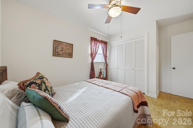 3335, 3319 E NC 10 Highway, Claremont, NC 28610