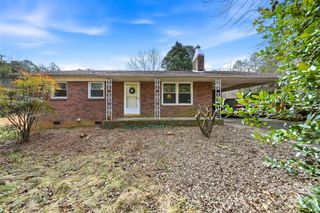 3335, 3319 E NC 10 Highway, Claremont, NC 28610