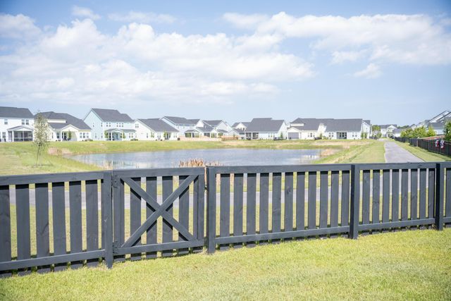 134 E Morton Street, Summerville, SC 29486