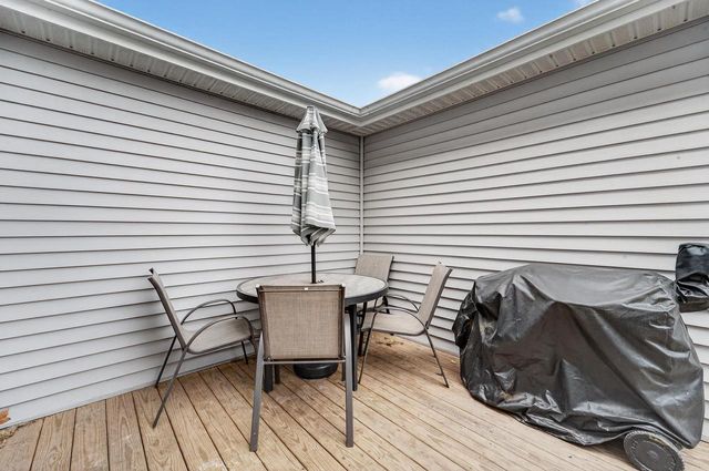 6144 Stoney Oak Lane, Madison, WI 53718