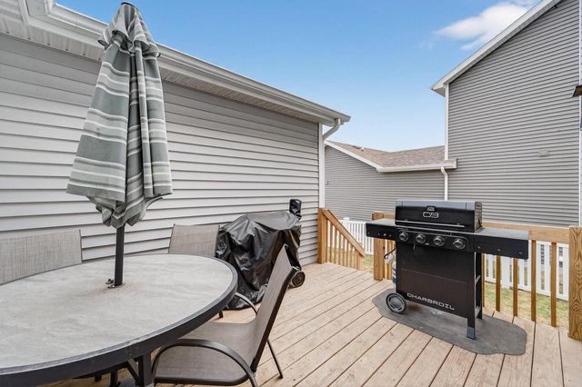 6144 Stoney Oak Lane, Madison, WI 53718