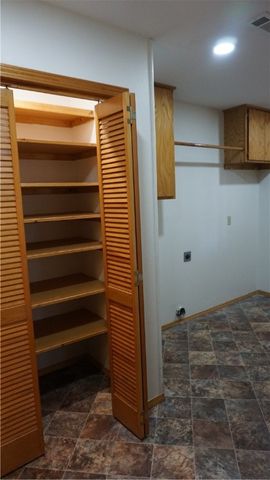 107 N Elm Springs Road, Springdale, AR 72762