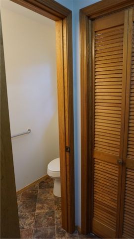 107 N Elm Springs Road, Springdale, AR 72762