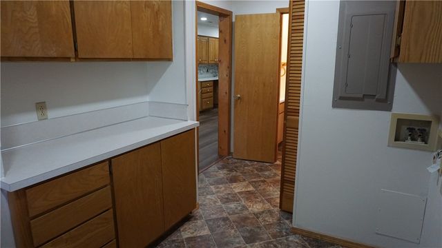 107 N Elm Springs Road, Springdale, AR 72762