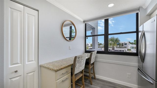 706 BAYPORT WAY 706, Longboat Key, FL 34228