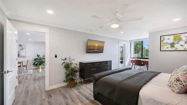 706 BAYPORT WAY 706, Longboat Key, FL 34228