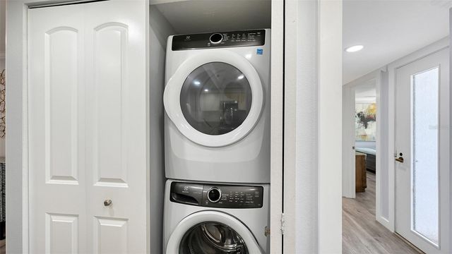 706 BAYPORT WAY 706, Longboat Key, FL 34228