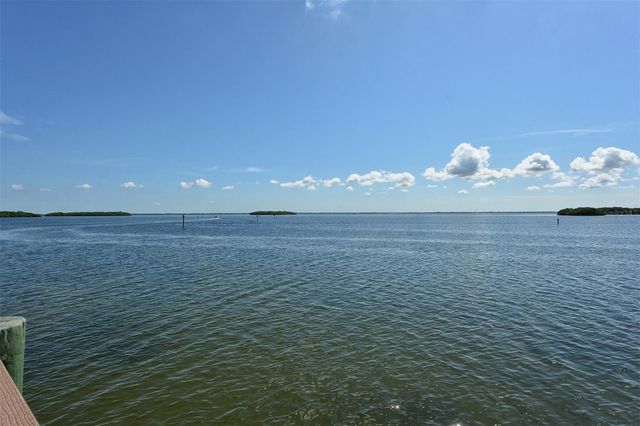 706 BAYPORT WAY 706, Longboat Key, FL 34228