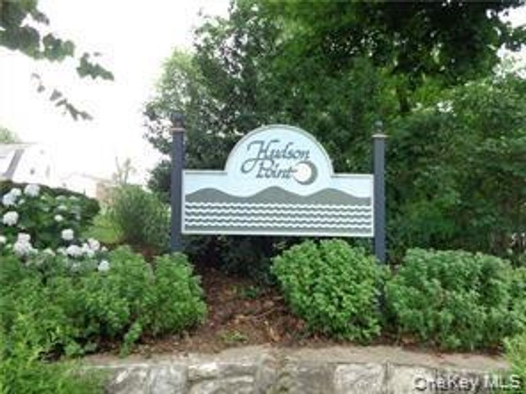 11 Hudson Pt Lane, Ossining, NY 10562