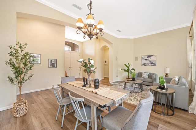 808 Dragonfly Ct, Roseville, CA 95747