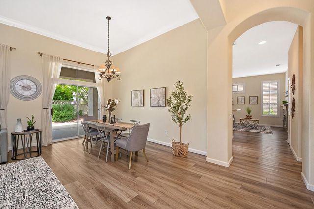 808 Dragonfly Ct, Roseville, CA 95747